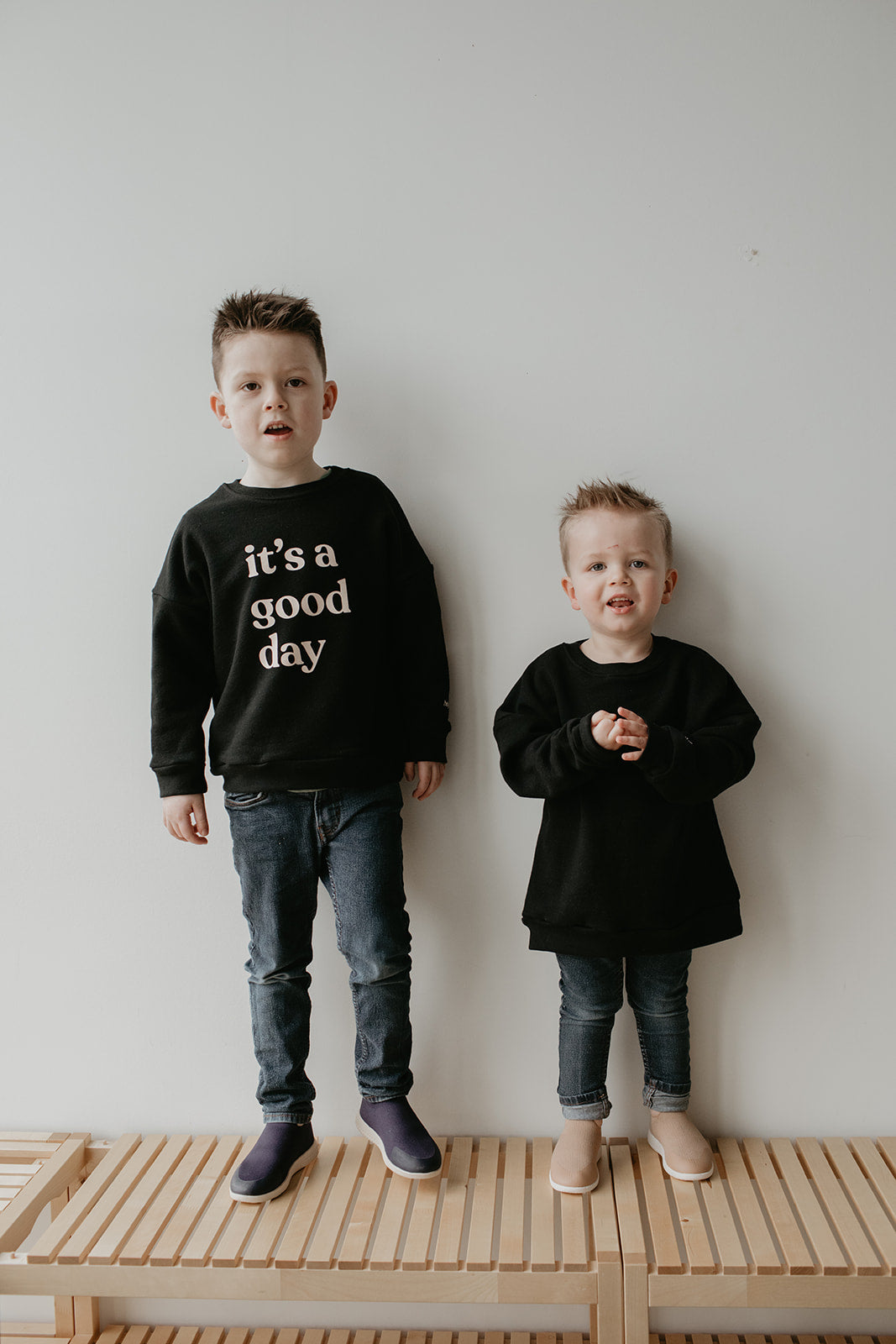 Kids Crew Neck Pullover - Basic - Black Shirts & Tops heyfolks 